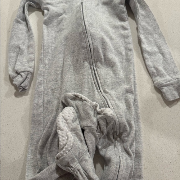 Adorable Pink and Cream Kids Pajama Set (5) Size 18 months - Picture 3 of 7